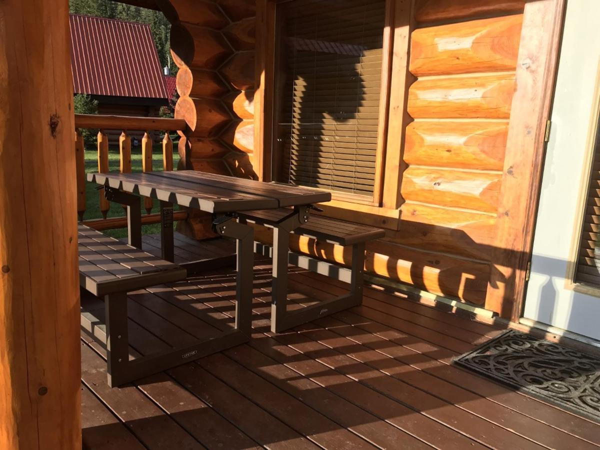 Villa Yoho Chalets Golden Exterior foto