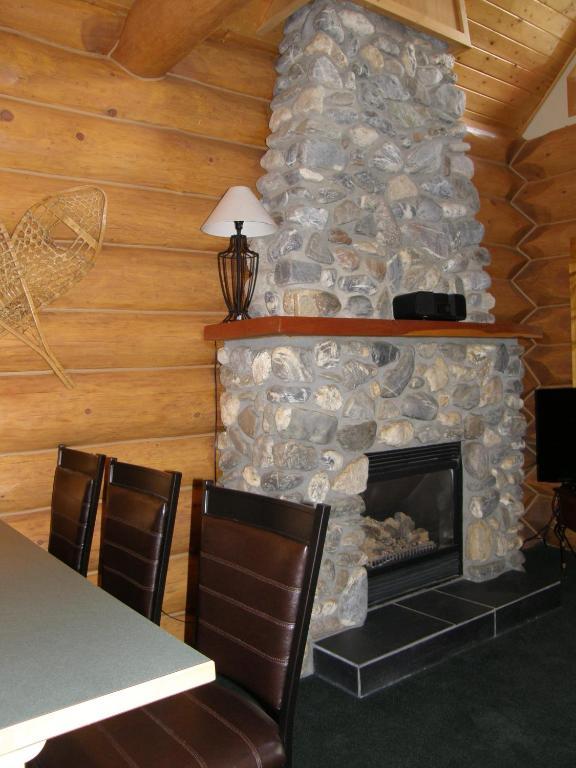 Villa Yoho Chalets Golden Zimmer foto